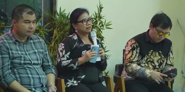 Bivitri: Tidak Boleh Ada Orang Di-PHK Karena Berserikat