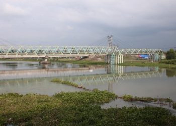 Limbah Industri Mengalir Sampai Hilir, Proyek Citarum Harum Belum Menyentuh Akar Masalah