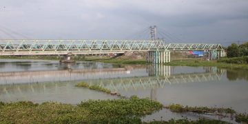 Limbah Industri Mengalir Sampai Hilir, Proyek Citarum Harum Belum Menyentuh Akar Masalah